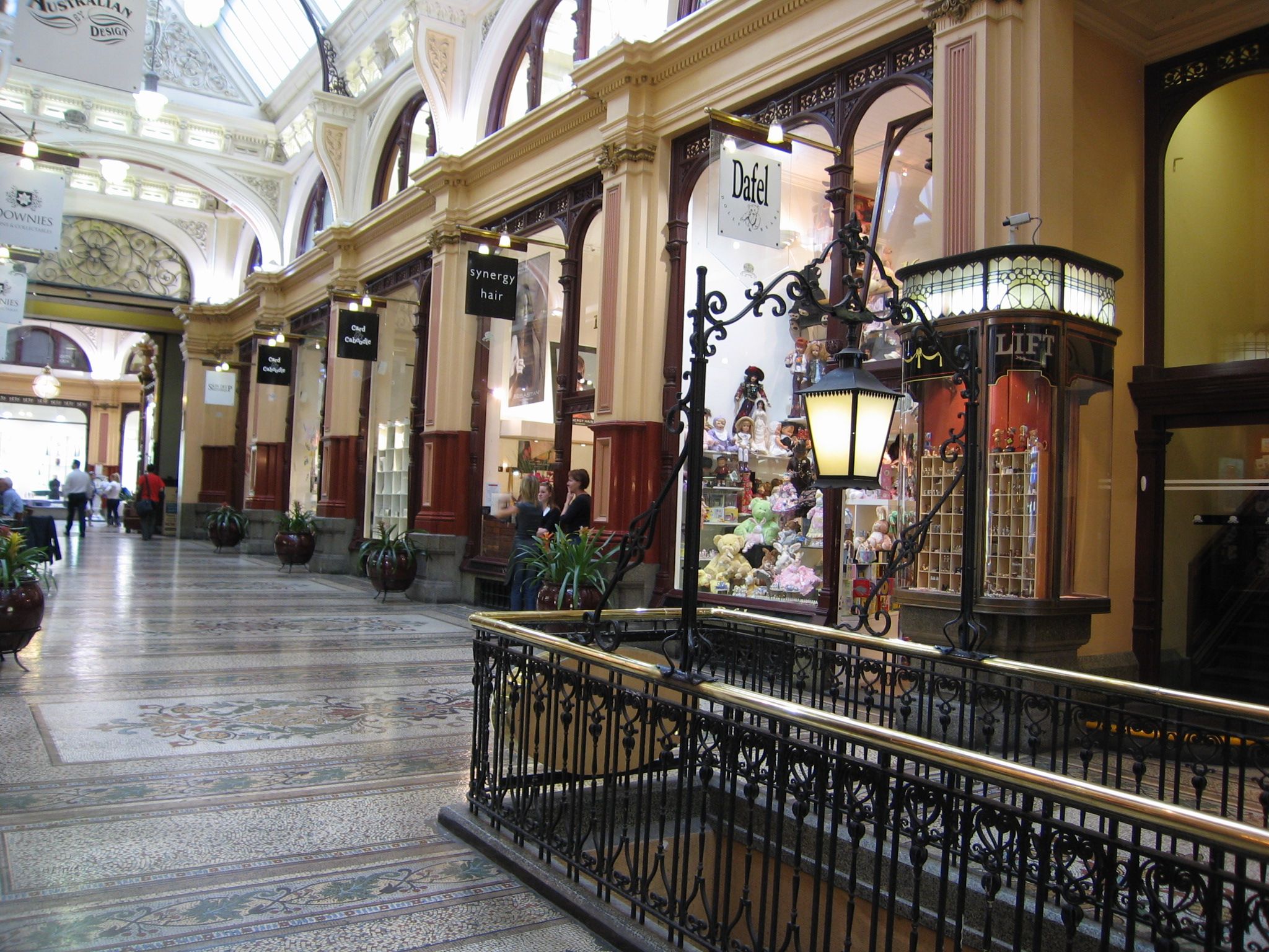 2.5-Hour Golden Mile Heritage Walking Tour of Historic Melbourne CBD Sites
