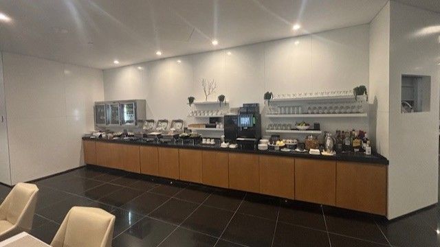 Eat, Drink & Relax Before Your Flight at the Aspire Melbourne International Airport Lounge 3