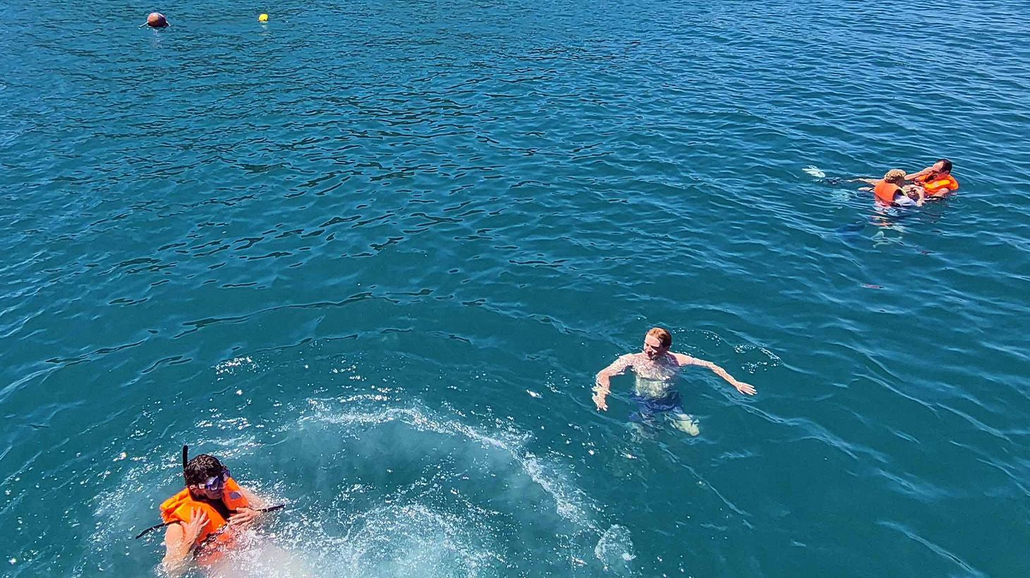 Three-Hour Koh Samui Sunset Cruise with Drinks, Tapas & Snorkelling Gear 2