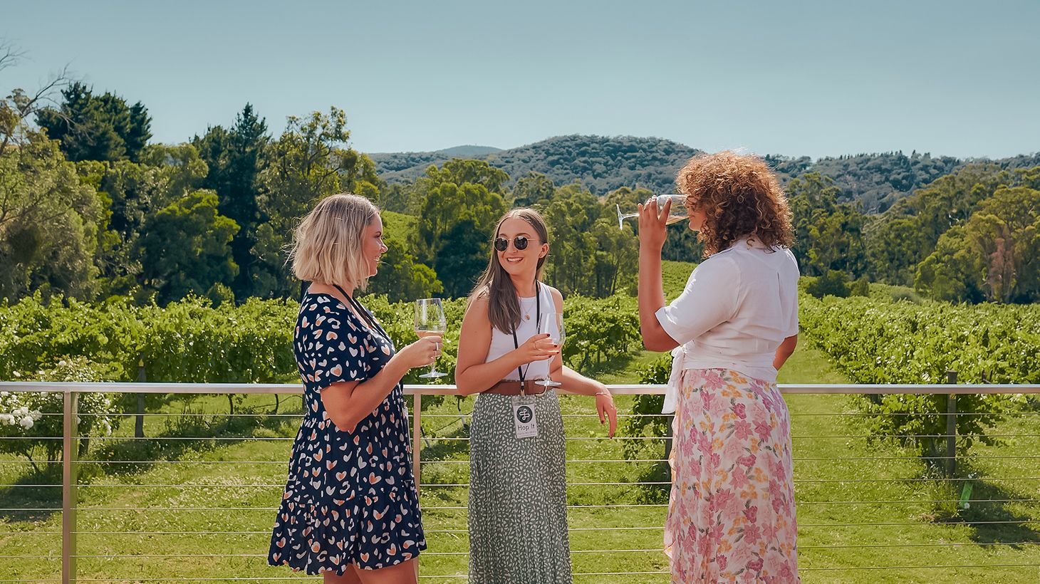 Full-Day Hop-On Hop-Off Bus Tour to Mornington Peninsula Wineries, Distilleries & Breweries