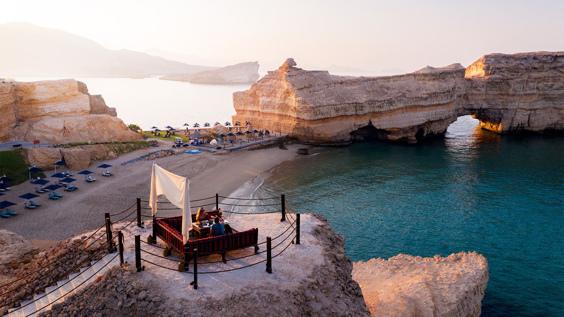 Five-Star Muscat Shangri-La Resort on the Shores of the Gulf of Oman