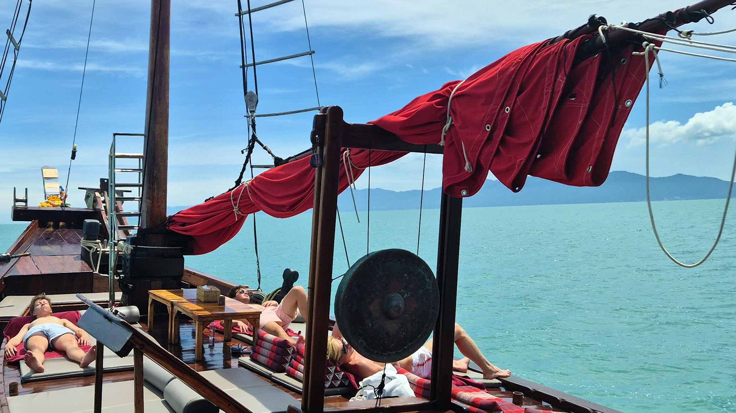 Three-Hour Koh Samui Sunset Cruise with Drinks, Tapas & Snorkelling Gear 7
