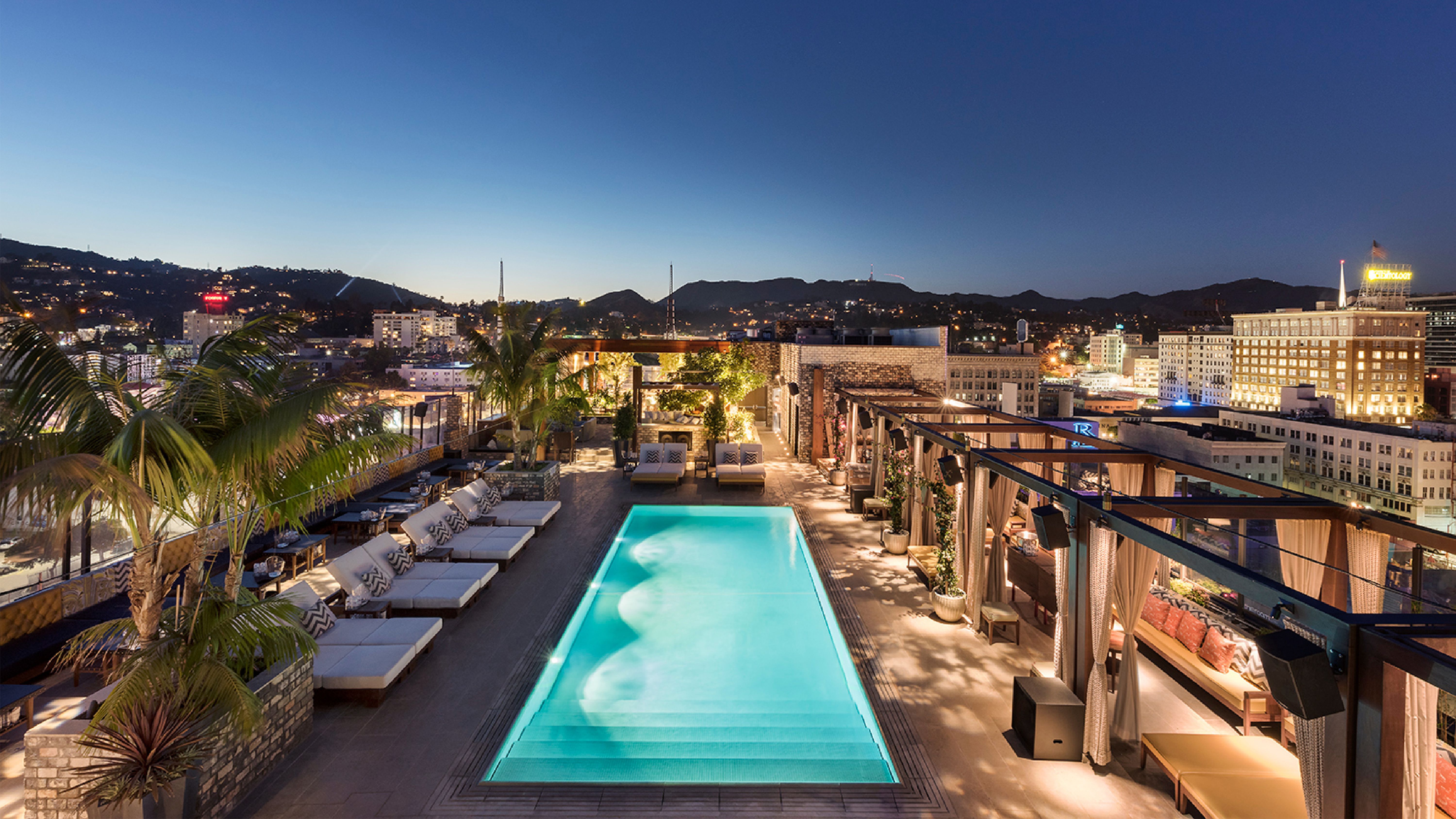 Stylish Hollywood Glamour Near Walk of Fame with Rooftop Pool and Daily Breakfast
