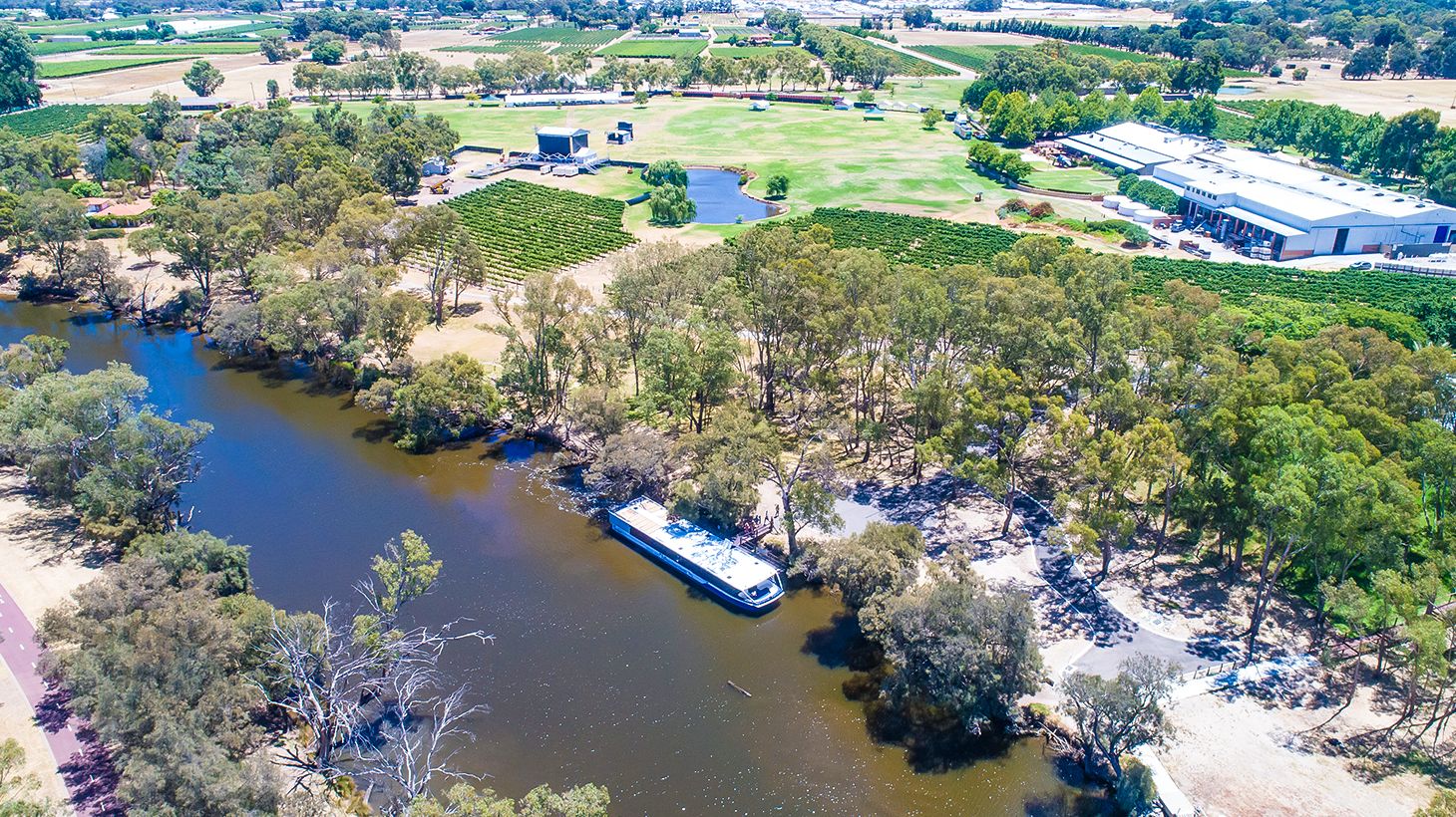 Full-Day Swan Valley Gourmet Wine Cruise with Welcome Drink & Platter Lunch 3