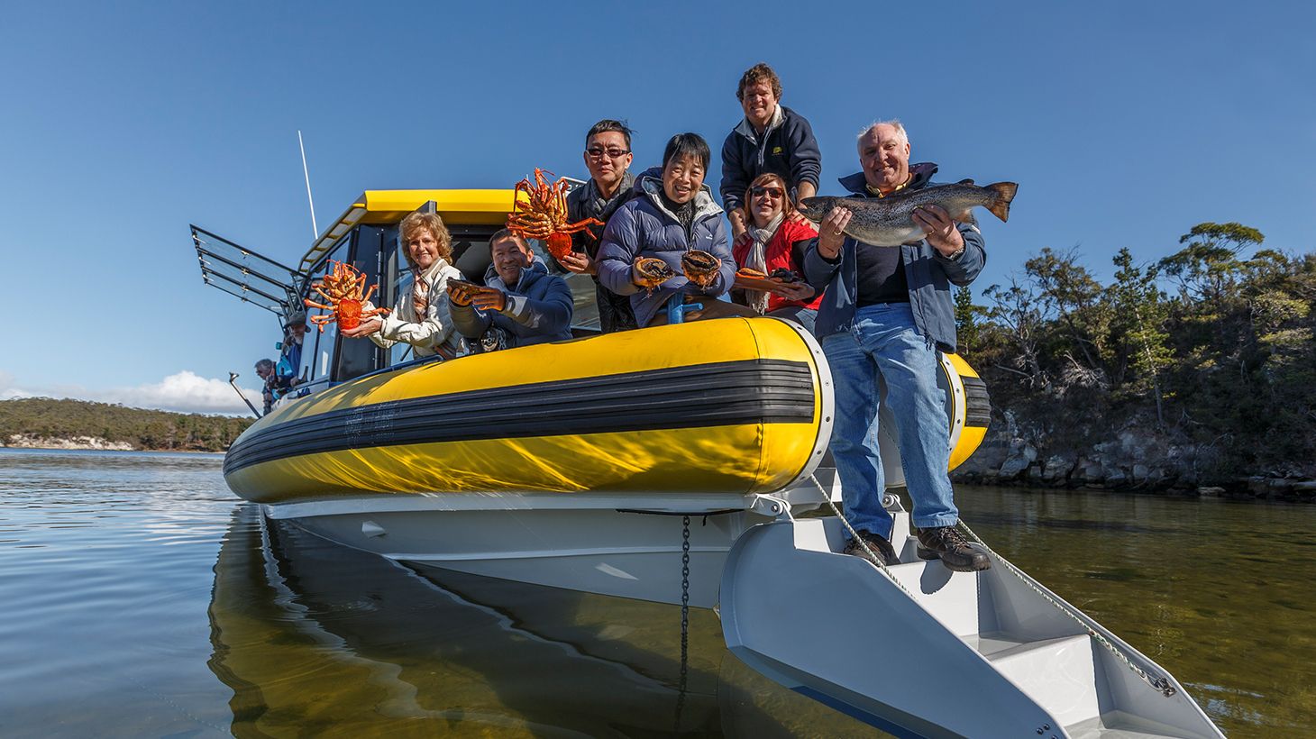 Full-Day Seafood Cruise with Freshly Caught Wild Abalone, Gourmet Lunch & Drinks 2