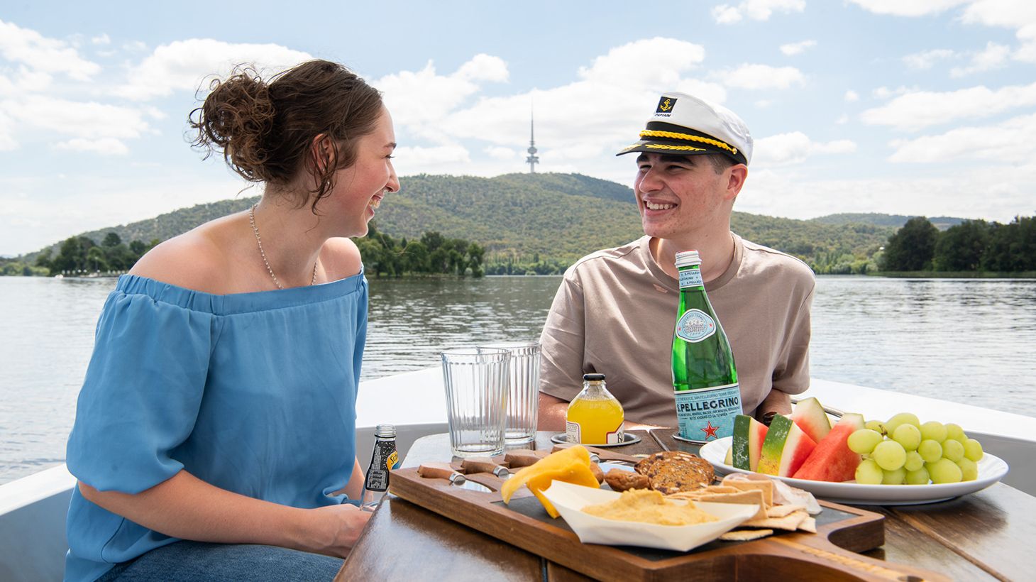 Three-Hour Eco-Friendly Boat Hire in Kingston for Up to Eight People 2