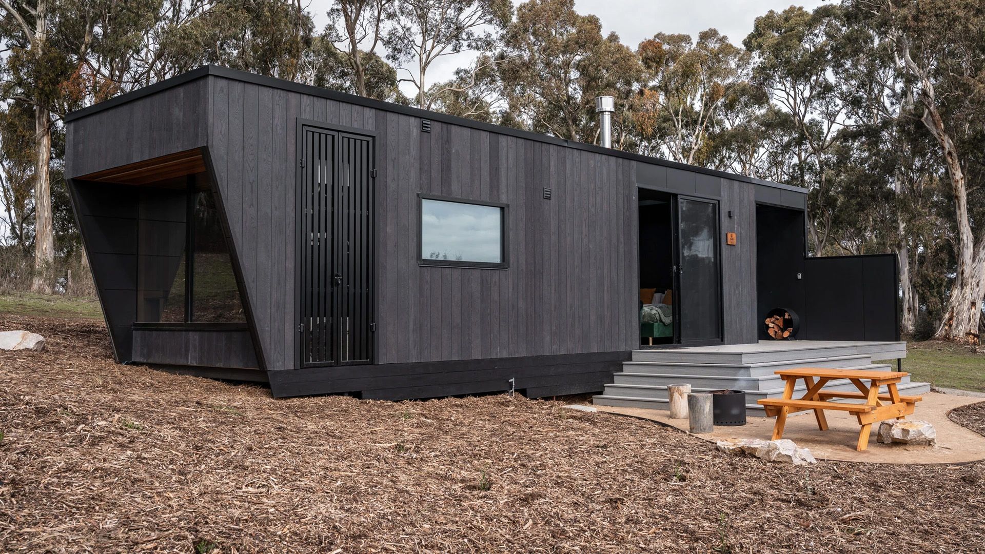 Brand-New Hahndorf Off-Grid Luxury Eco-Cabin within Adelaide Hills Wine Country