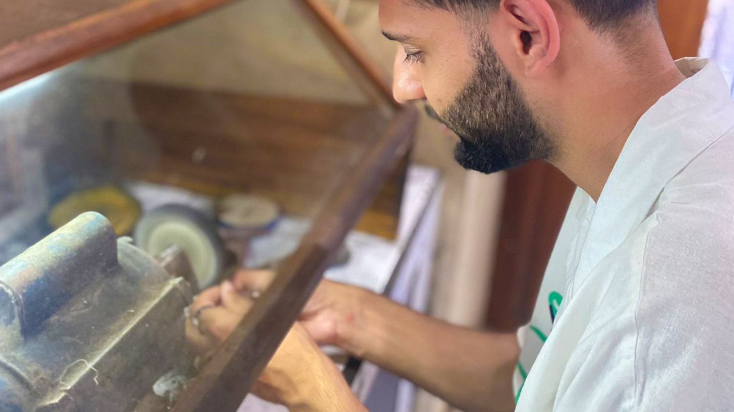Three-Hour Silver Jewellery Class with Local Expert, Welcome Drink & Private Transfers 2