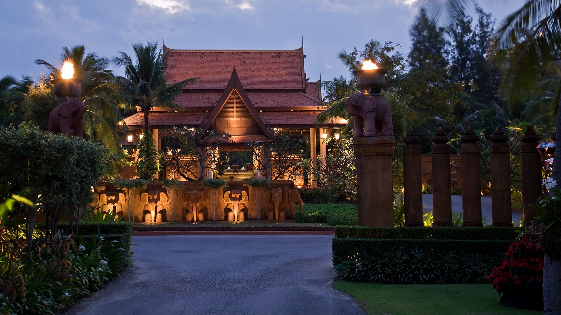 Tropical Thailand Seaside Sanctuary with Serene Spa