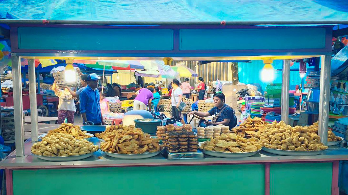Private Ubud Foodie Tour with Lunch, Visit to Coffee Plantation & Street Food Tasting 7