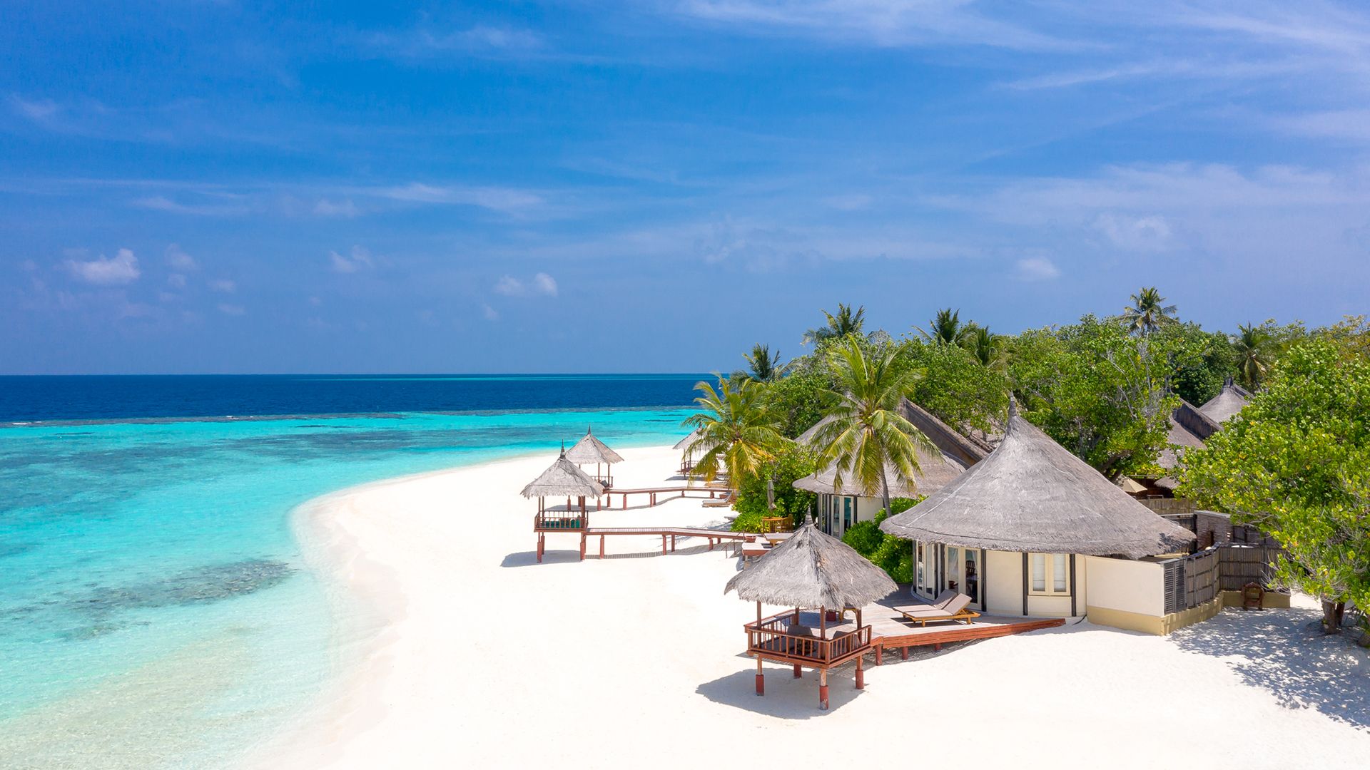 Five-Star Maldives Banyan Tree Retreat with PADI Dive Centre & House Reef