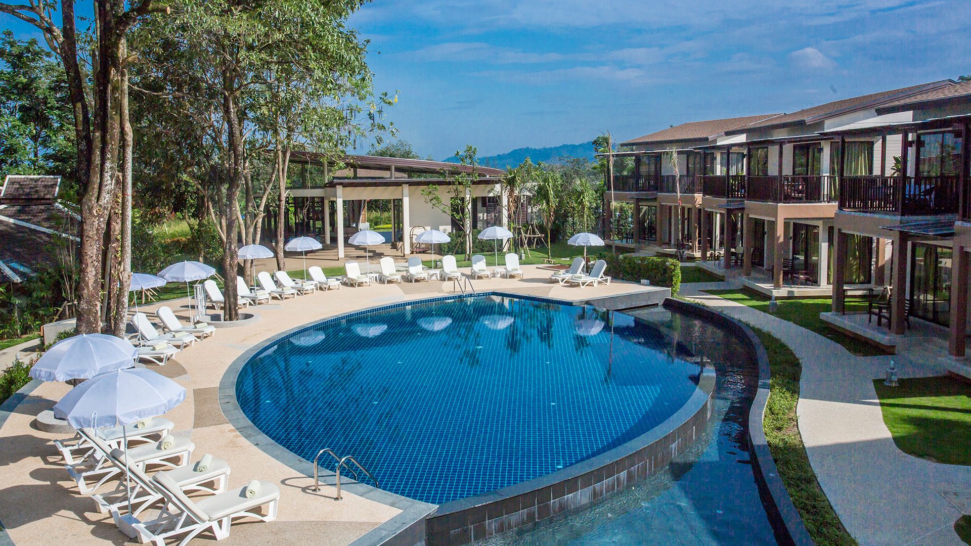 Tropical Khao Lak Oasis Steps from Nang Thong Beach