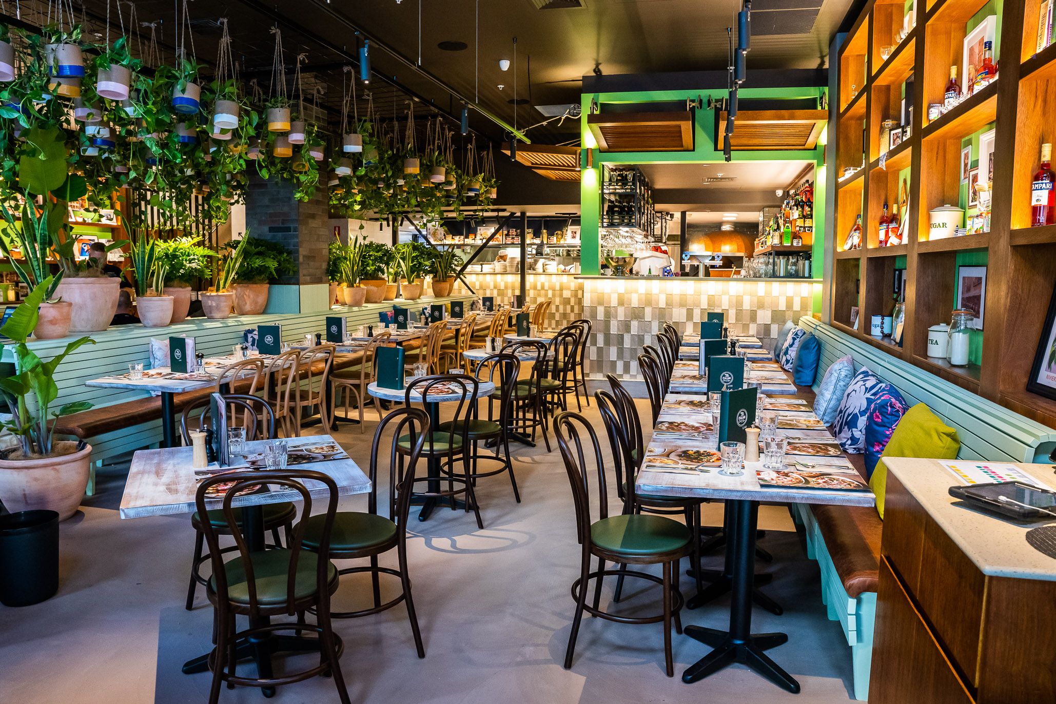 Expérience culinaire italienne avec menu fixe à partager en trois services pour deux personnes, avec verre de vin, dans le centre-ville de Perth