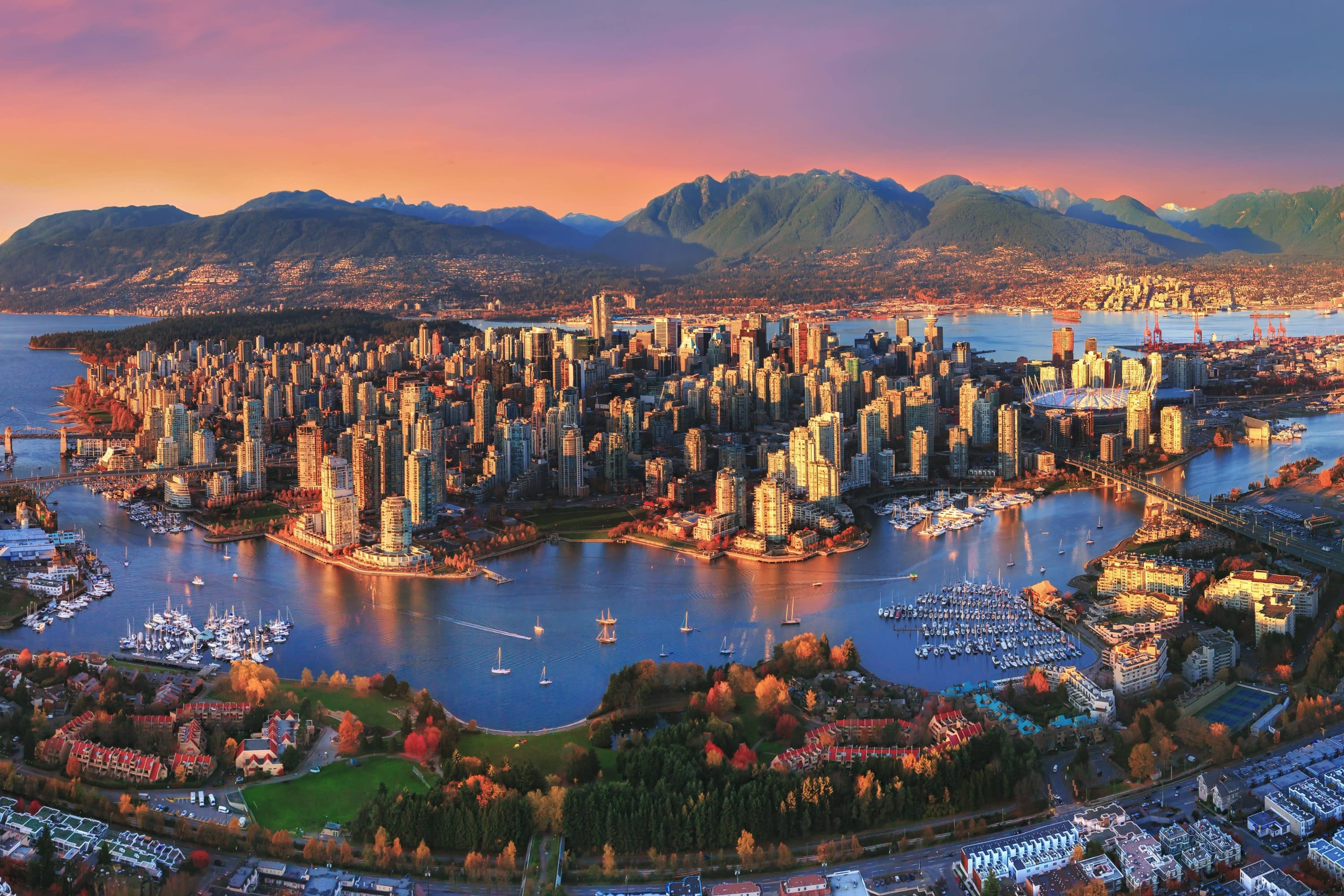 Vancouver Evening Sunset Westcoast Sightseeing Tour with Photo Stops