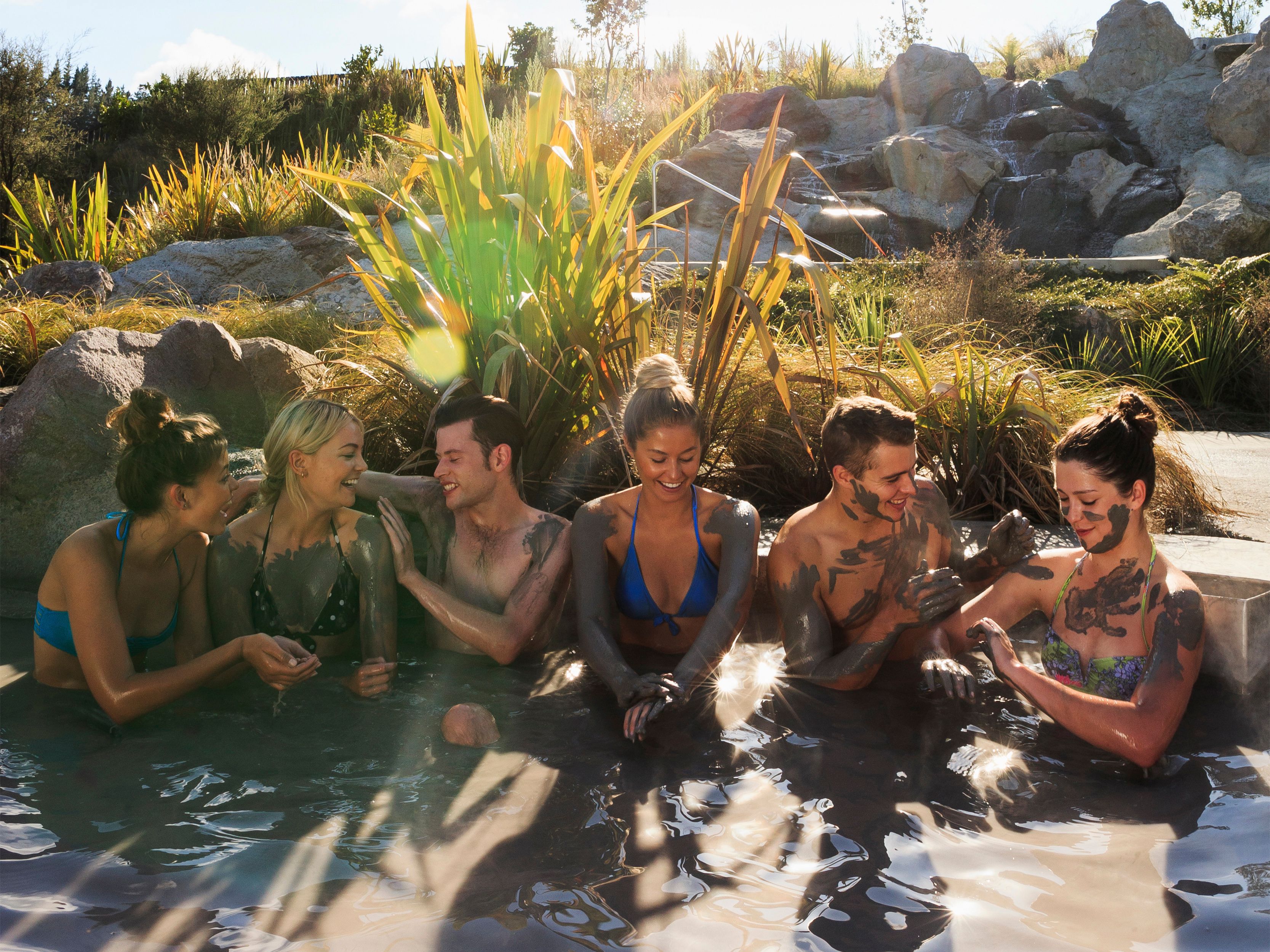 Hell’s Gate Geothermal Walk with Māori Carving, Mud Bath & Sulphur Spa Package 4