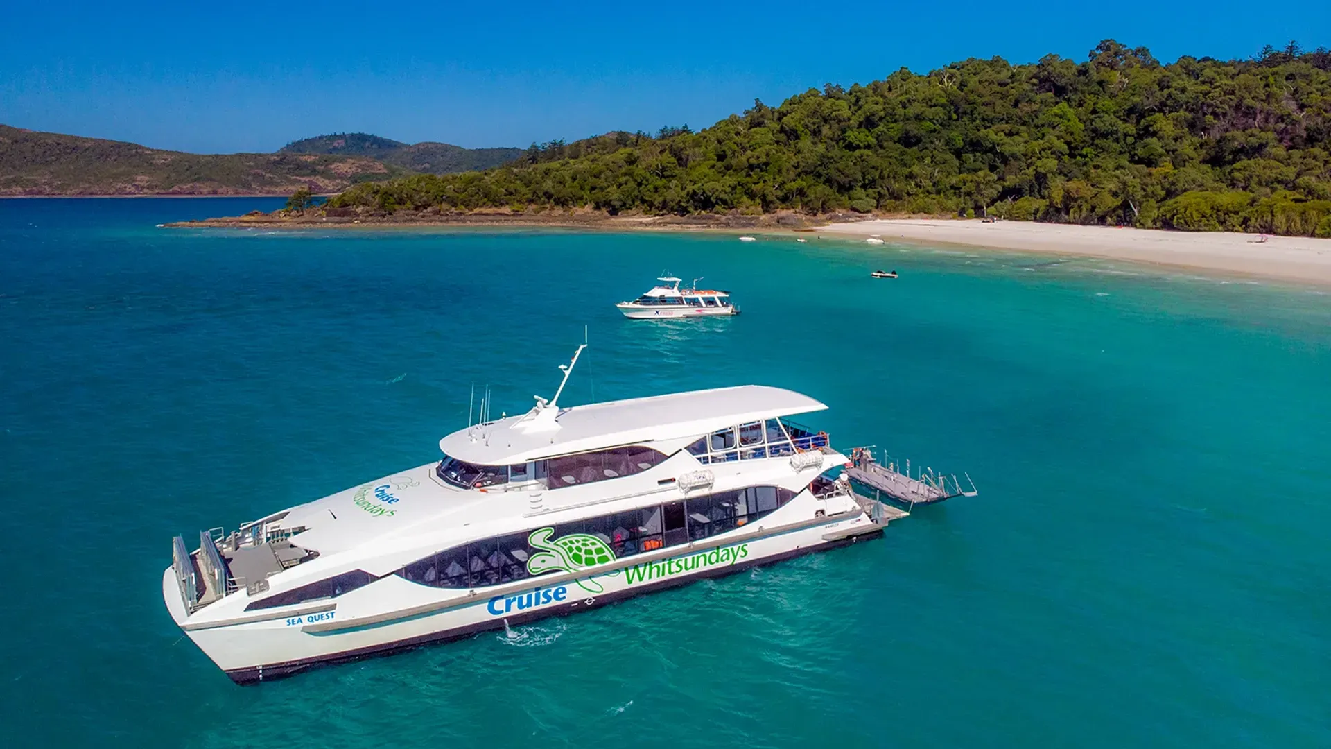 Daydream Island: SAVE 15% on a Scenic Half-Day Whitsunday Island & Whitehaven Beach Cruise with Afternoon Tea