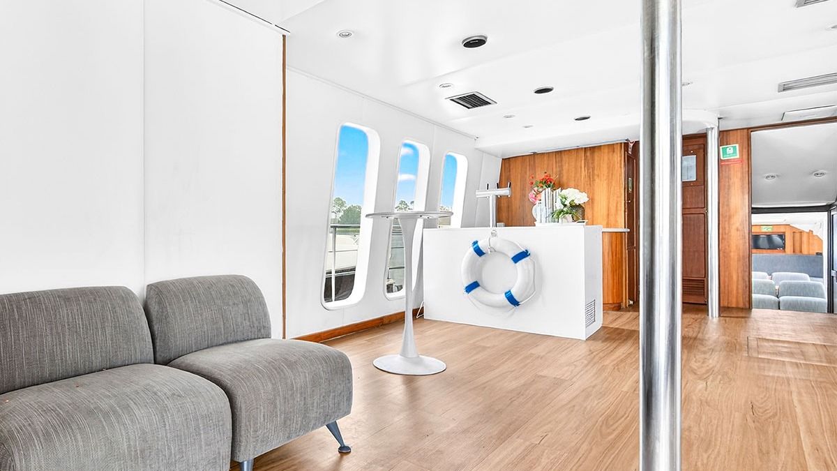 2.5-Hour Whale-Watching Cruise on a Superyacht 6