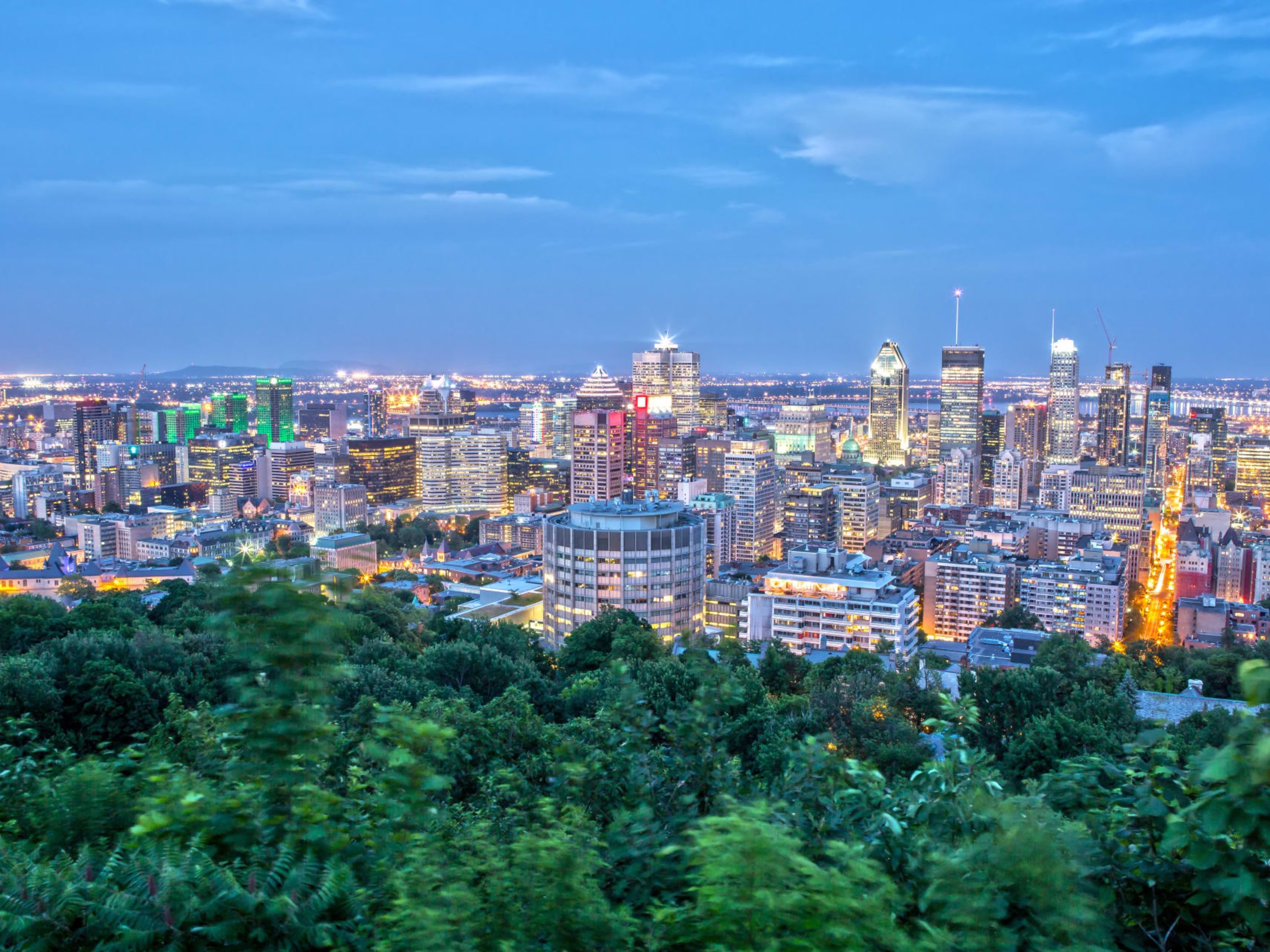 Scenic Montreal Night Tour in Canada