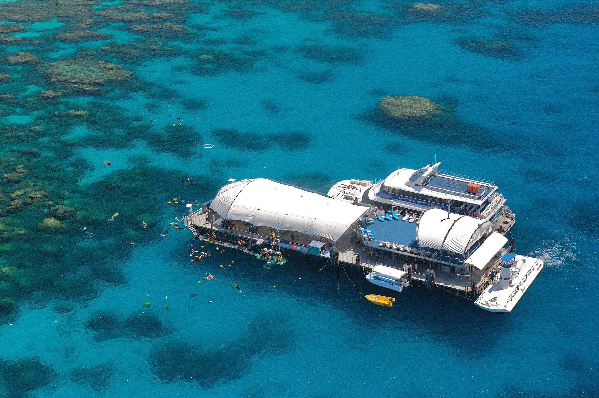 Great Barrier Reef Pontoon from Cairns including Snorkelling