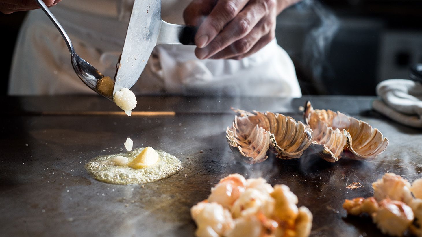 Indulge in a Multi-Course Japanese Teppanyaki Banquet in The Rocks