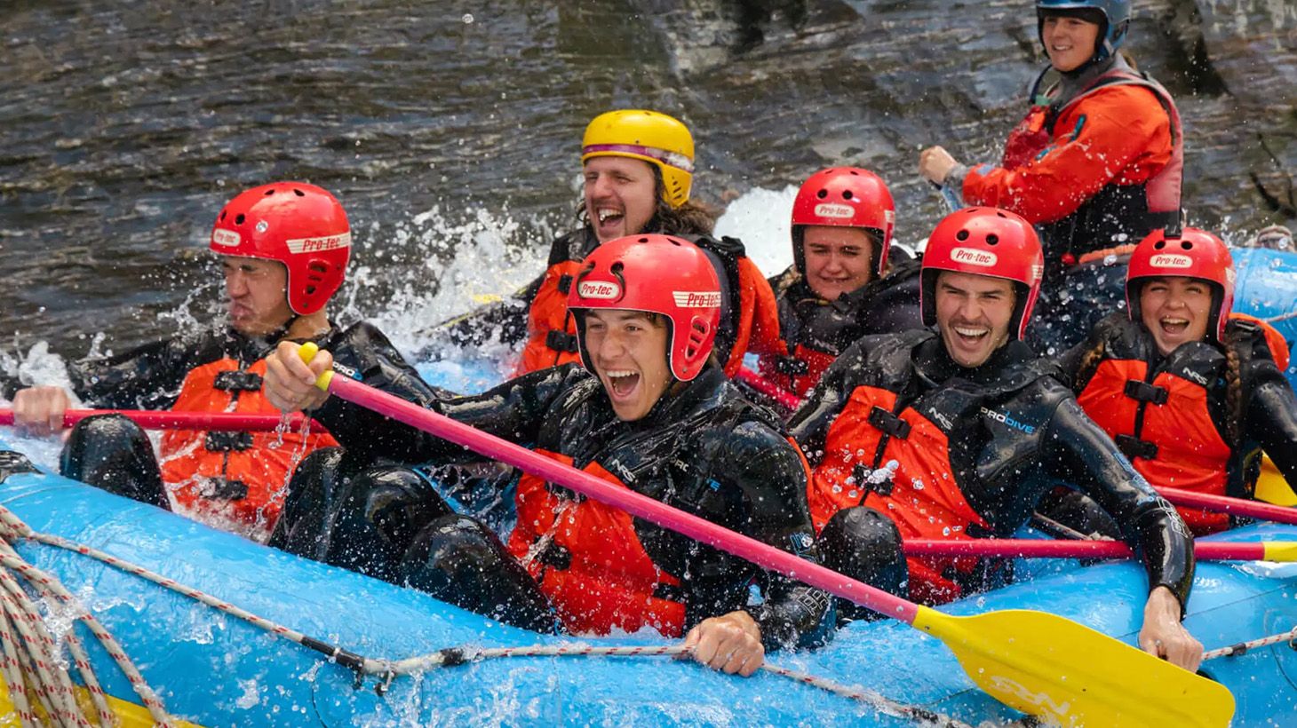 Half-Day Whitewater Rafting Adventure on the Shotover River with Return Transfers