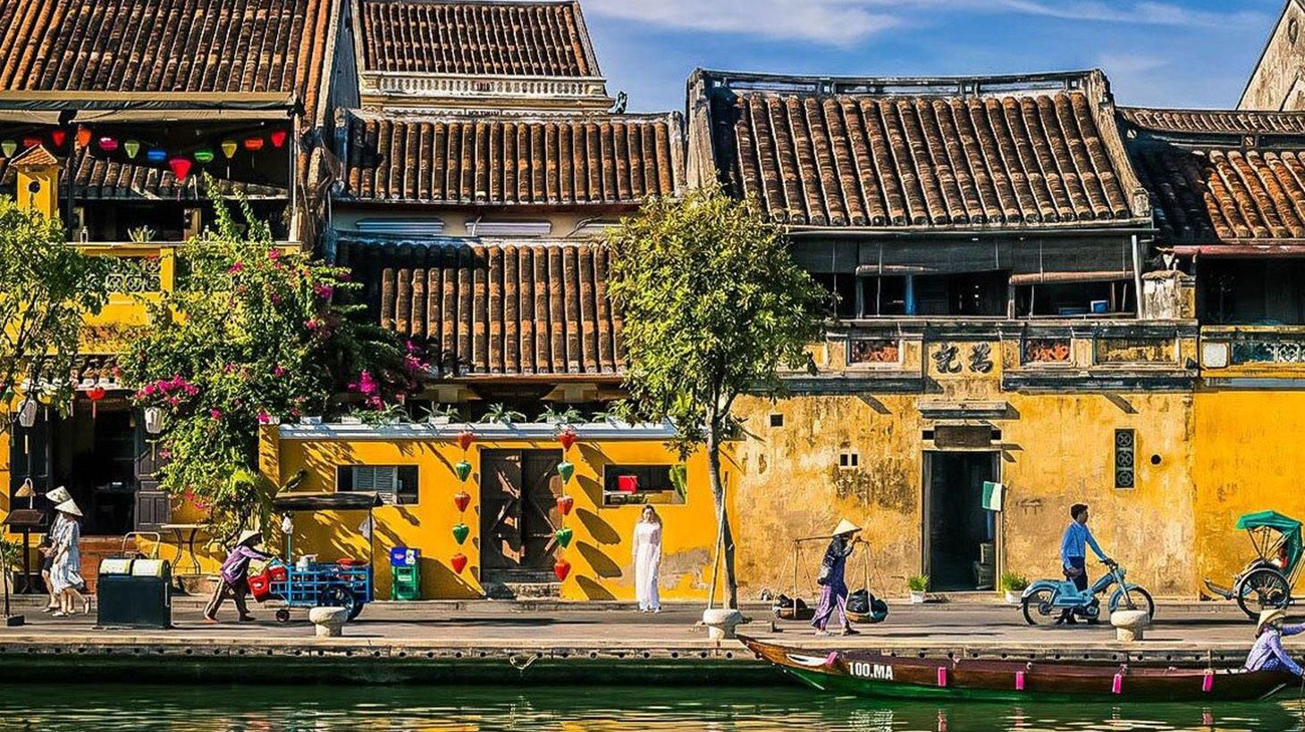 2.5-Hour Hoi An Evening Food Tour with Tastings & Hotel Transfers 8