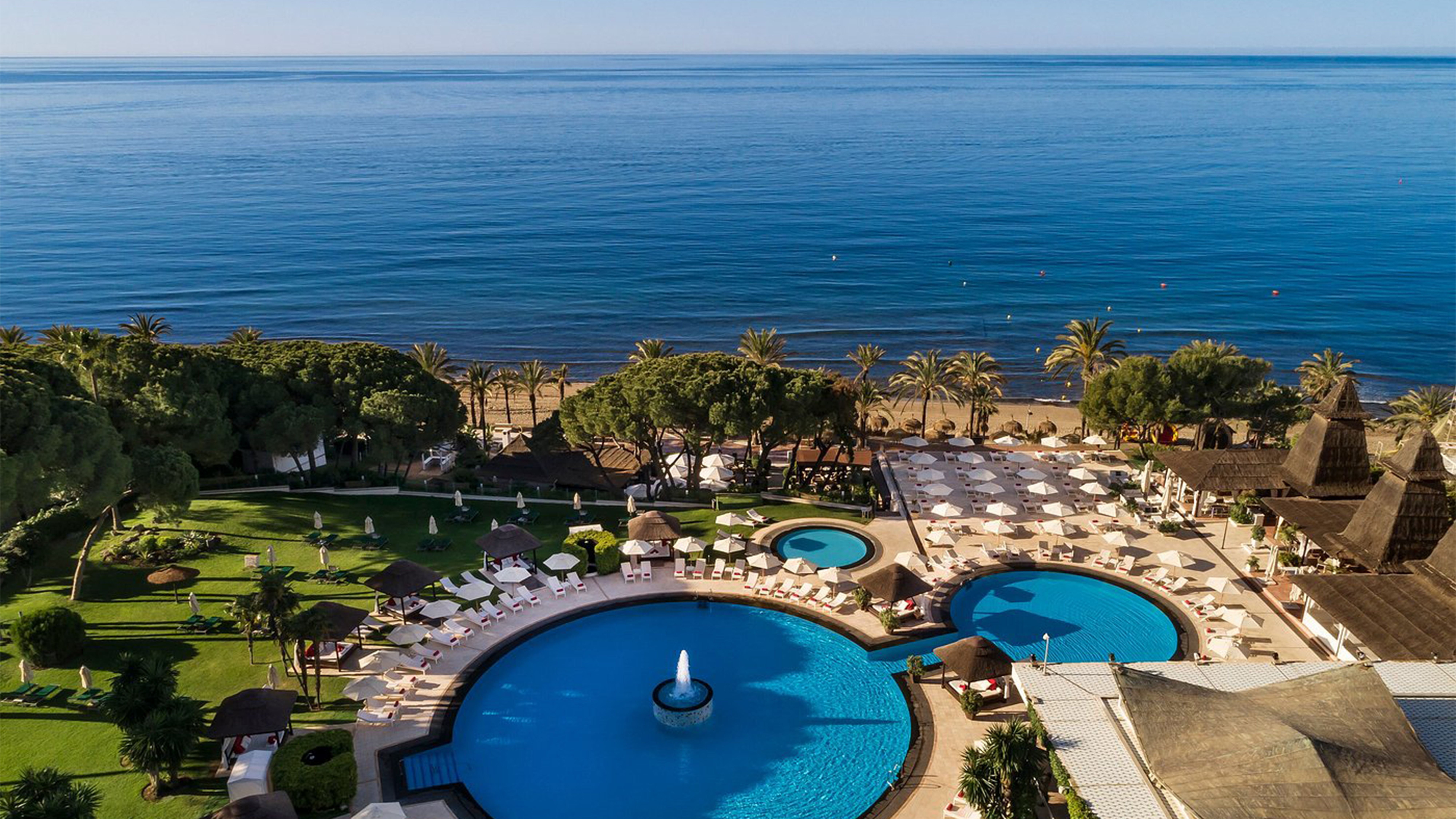 Marbella Golden Mile Seafront Oasis with Daily Breakfast, Nightly Free-Flow Drinks & Daily EUR50 Credit