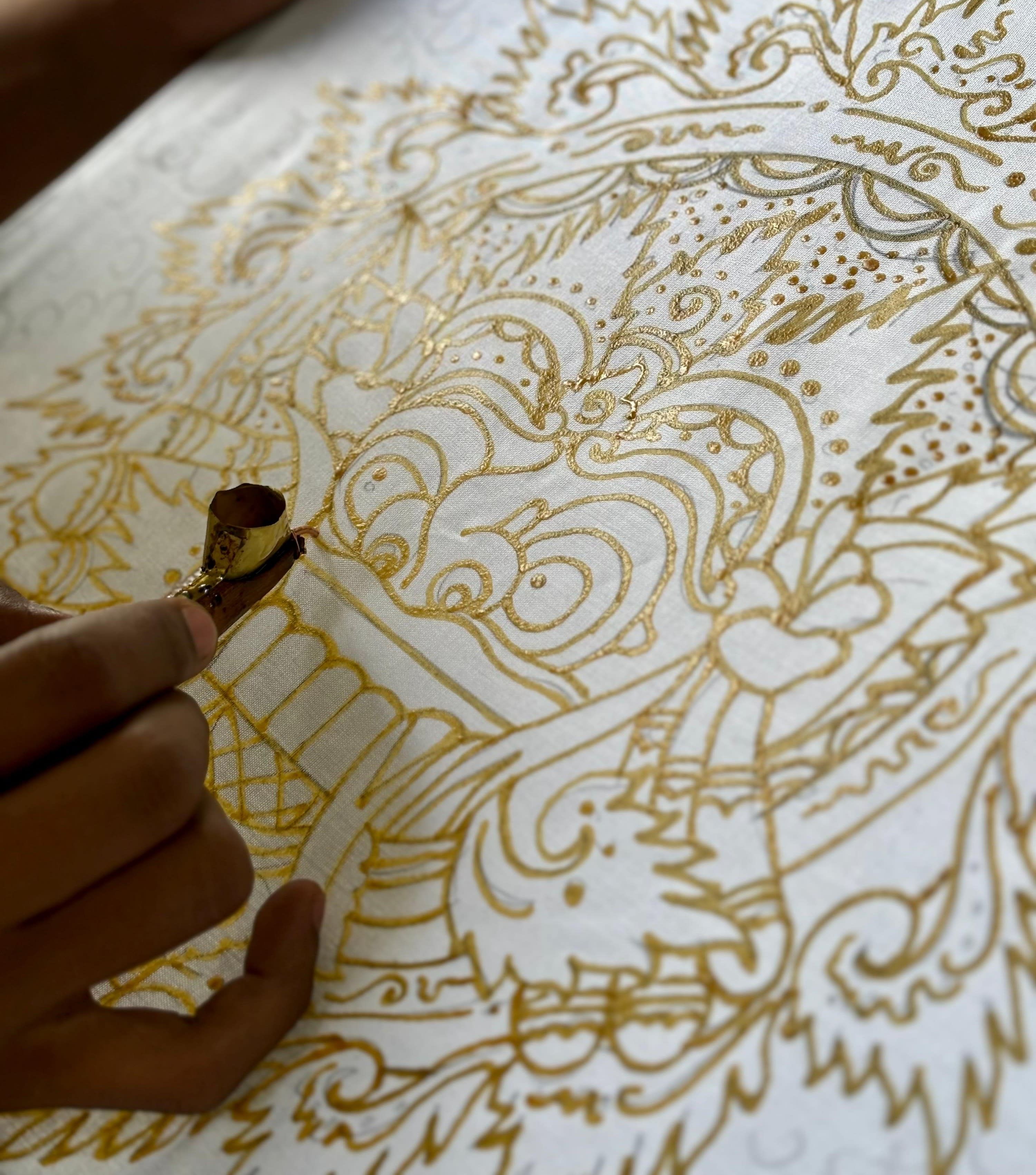 Batik Painting And Wood Carving Class at Five Art Studio in Ubud