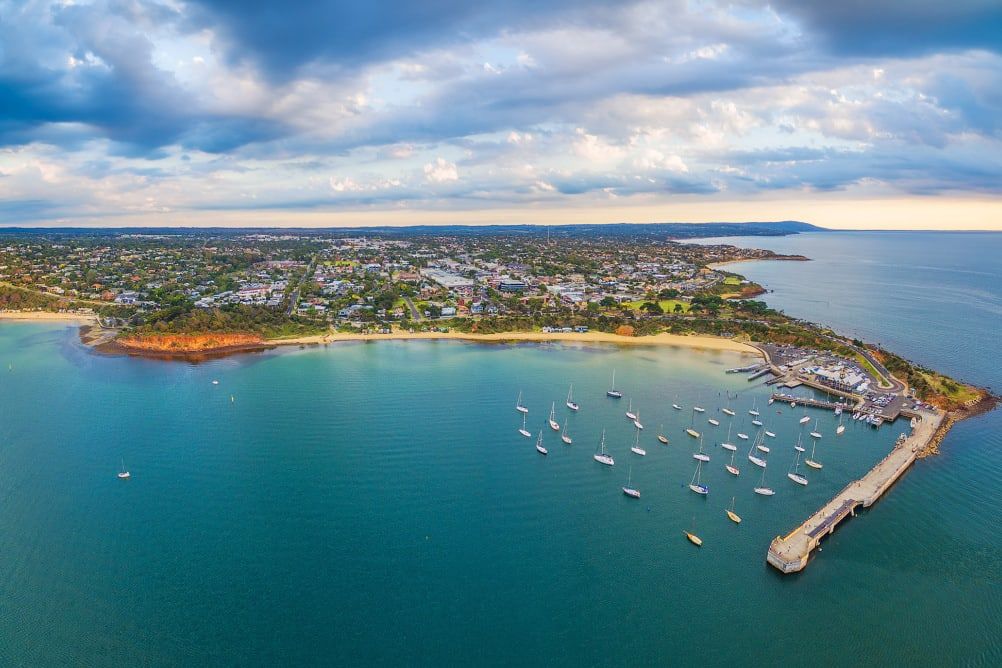 Mornington Peninsula Coastal and Wine Experience Tour