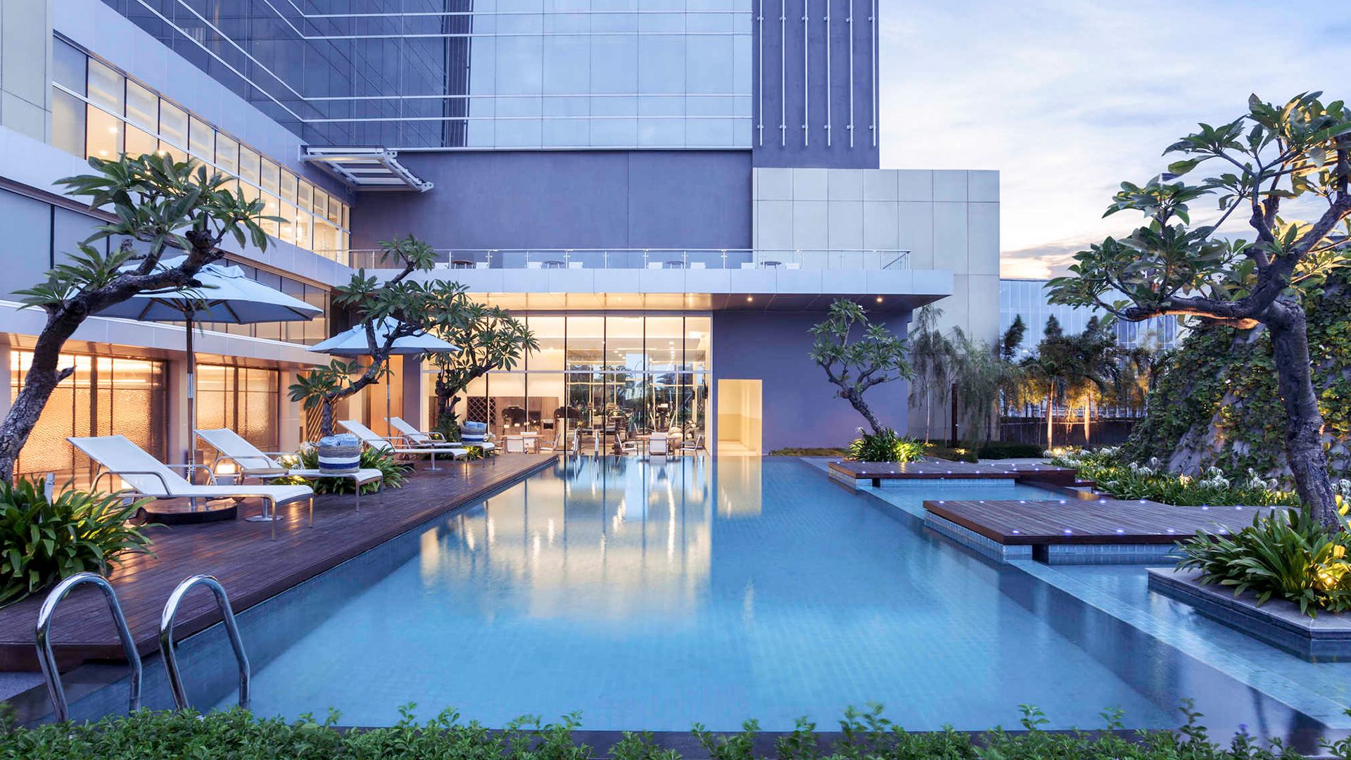 North Jakarta PIK Avenue Elegance with Onsite Dining & Outdoor Pool