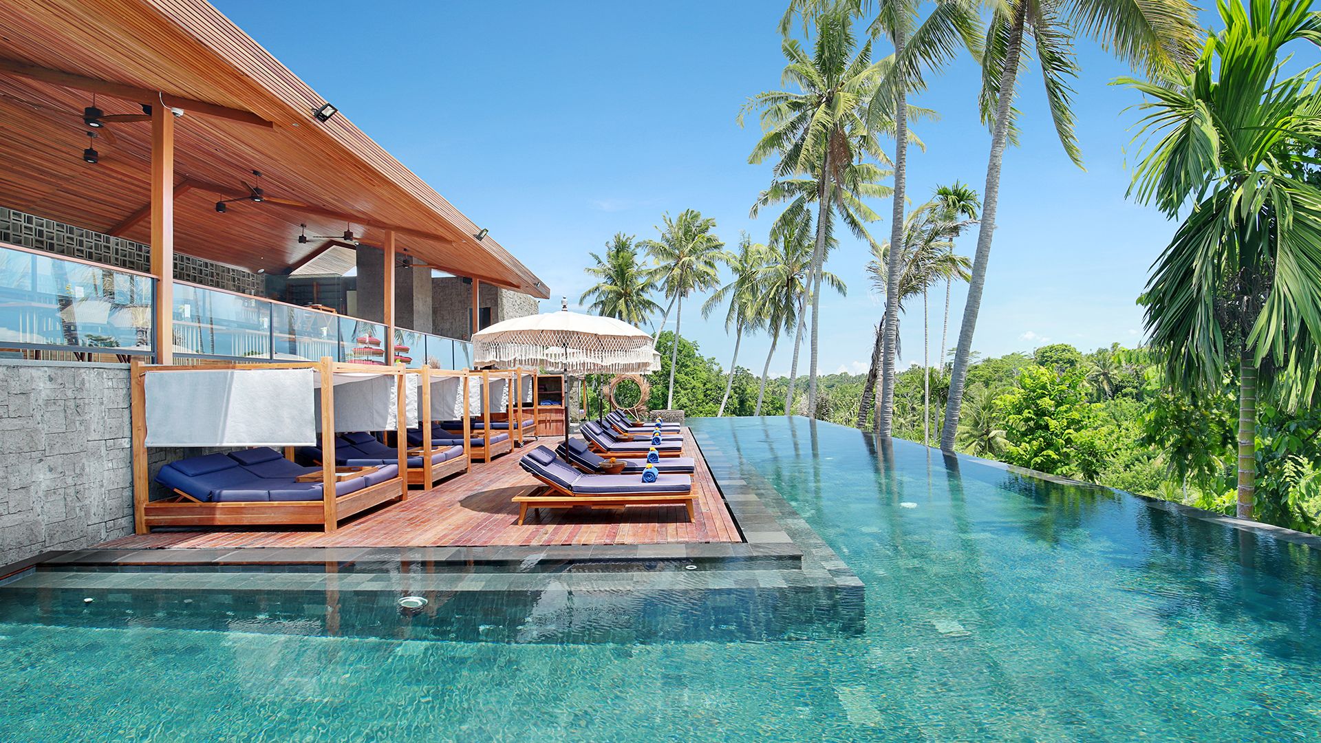 Romantic Ubud Suites & Villas with Daily Breakfast, Daily Lunch or Dinner & Massages