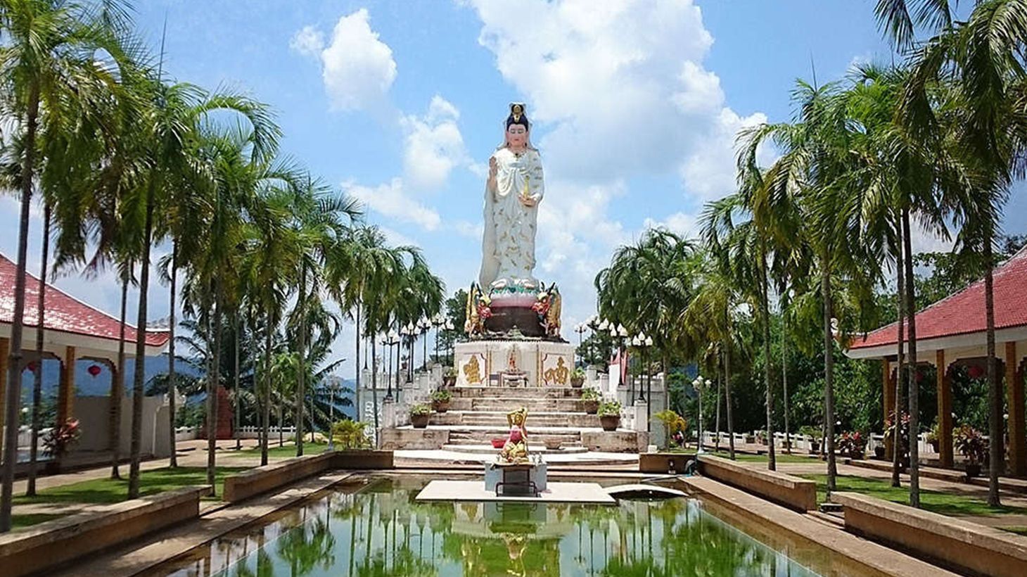 Discover the Tranquil Beauty of Buddhist Architecture on an Awe-Inspiring Three Temples Private Guided Tour 6