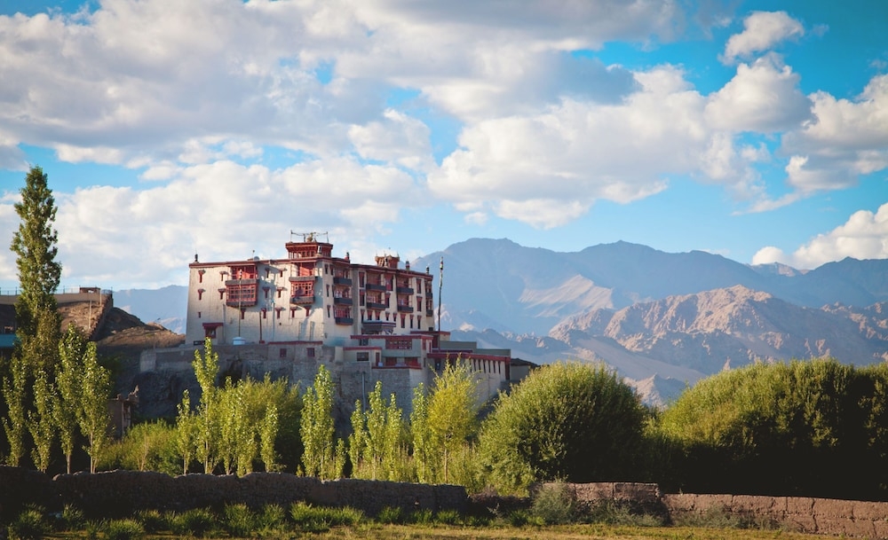 Leh Ladakh Luxury Grand Escape Pangong