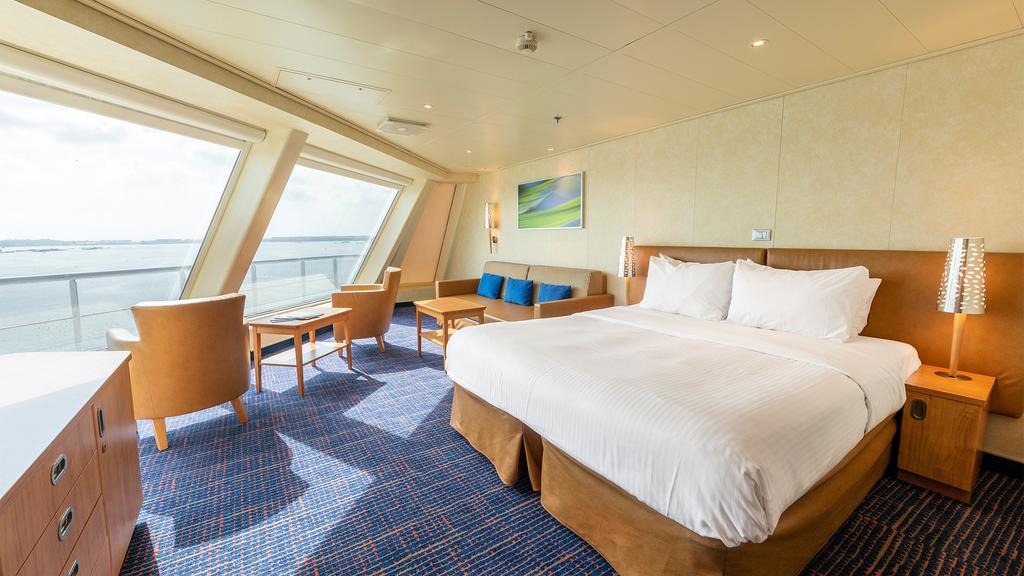 4-Night Sydney Getaway on Carnival Splendor