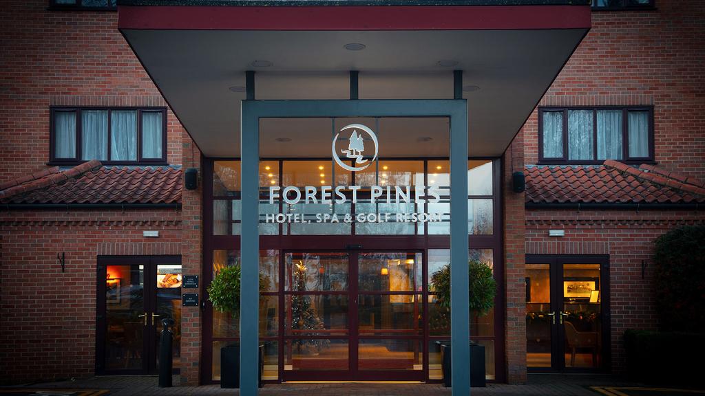 Entrance of Forest Pines Hotel, Spa & Golf Resort.