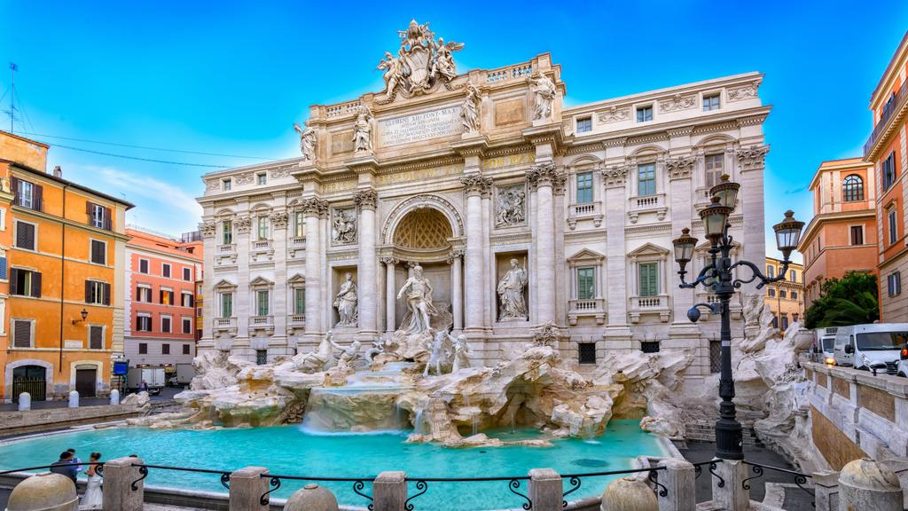 Trevi Fountain in Rome Italy