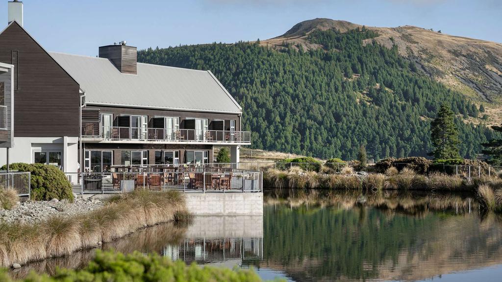 Charming lakeside Mantra Lake Tekapo with alpine views.