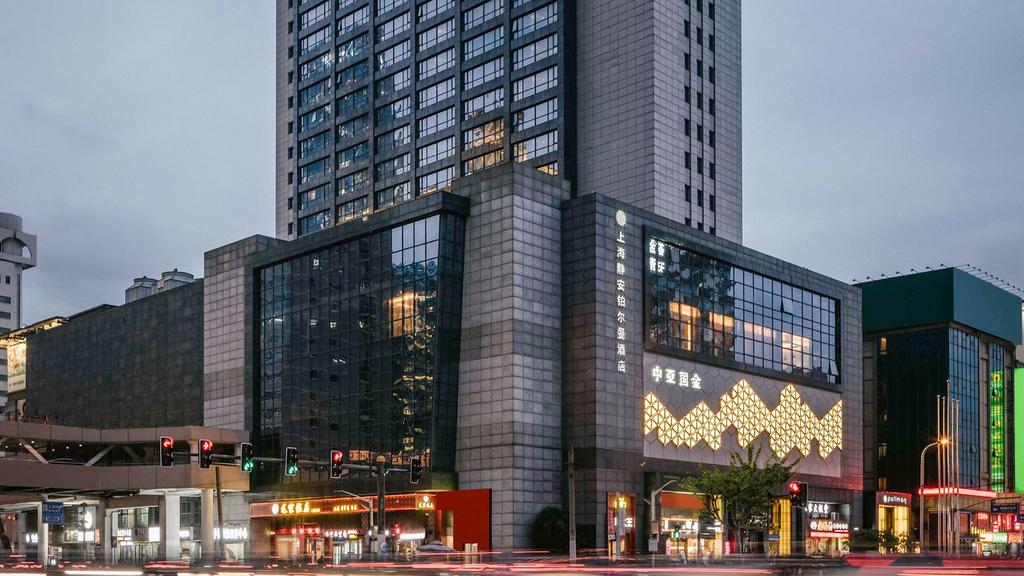 Pullman Shanghai Jing'an hotel exterior