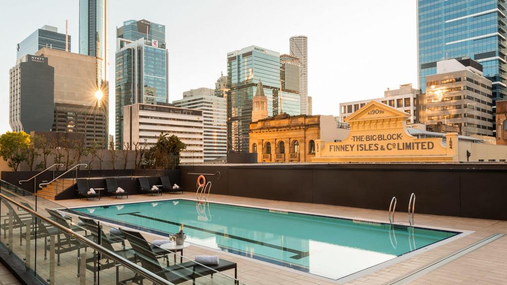 Rooftop pool with city views at Intercontinental Brisbane