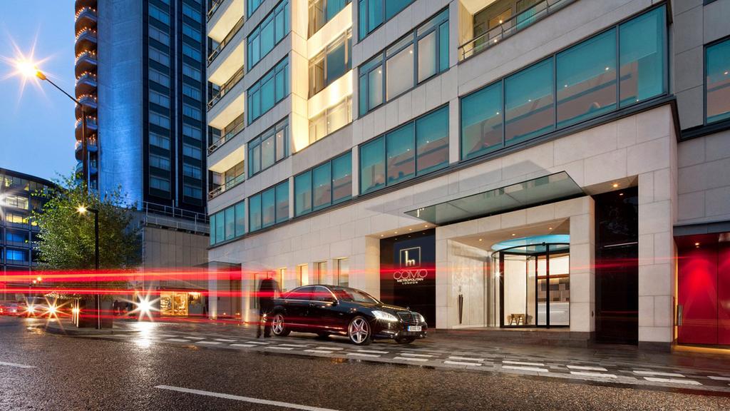 Exterior view of COMO Metropolitan London near Hyde Park.