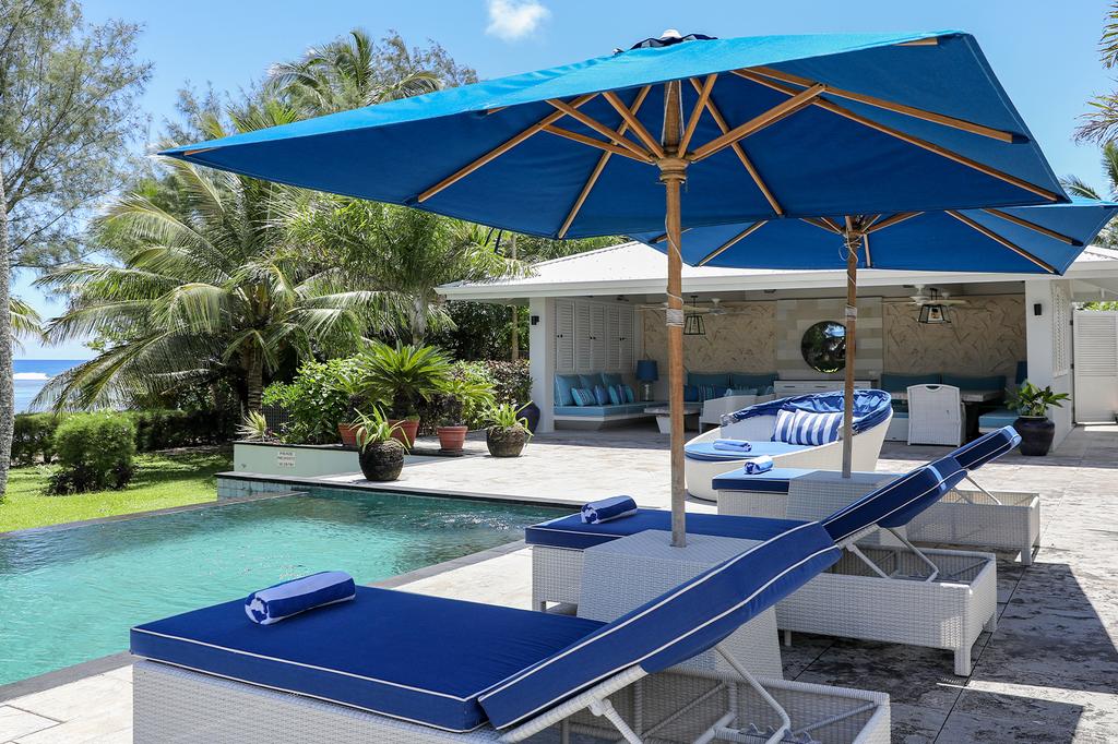 Outdoor Lounge Pavilion & Pool Loungers at Waterfoot House Cook Islands