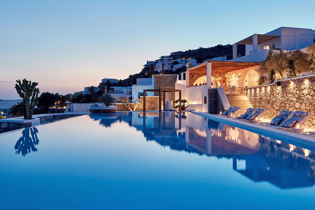 Infinity pool at Katikies Mykonos, Greece