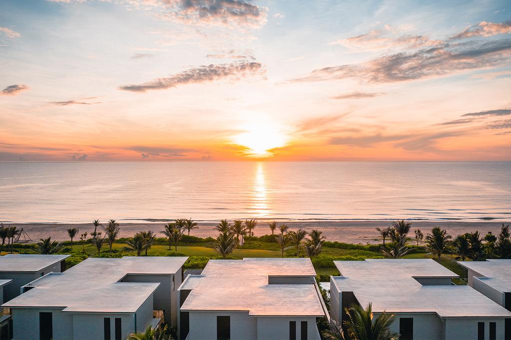Sunset ocean view from the The Ocean Resort by Fusion Quy Nhon 