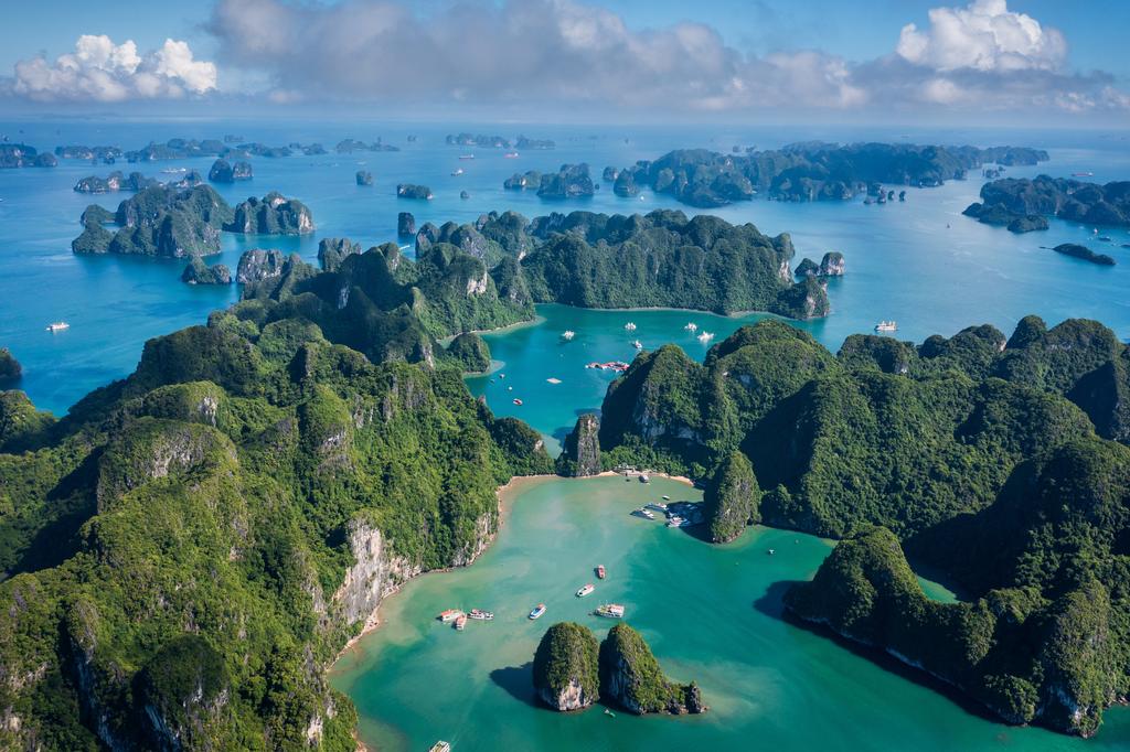 Ha Long Bay, Vietnam Hanoi Vietnam 