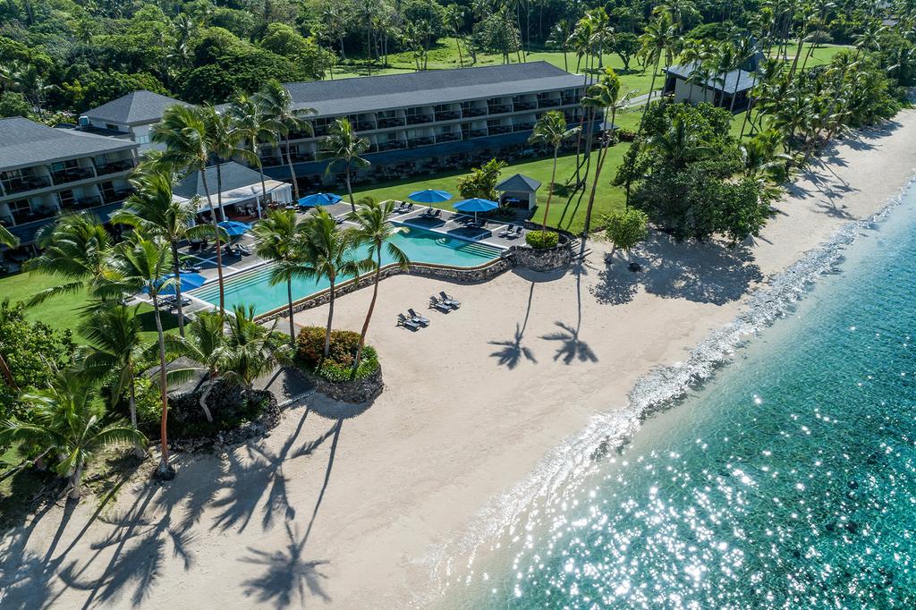 Aerial view of Shangri-La Yanuca Island resort with private beach and pool.