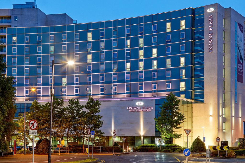 Crowne Plaza Dublin-Blanchardstown hotel exterior at night.