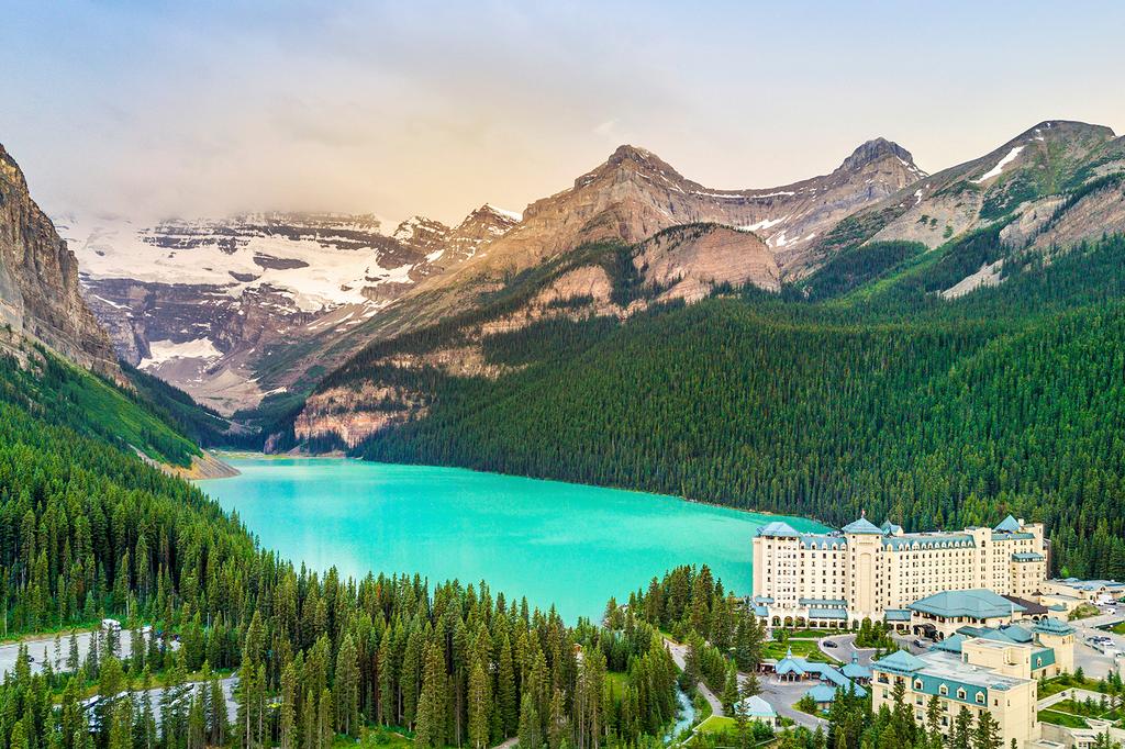Fairmont Chateau, Lake Louise, Canada 