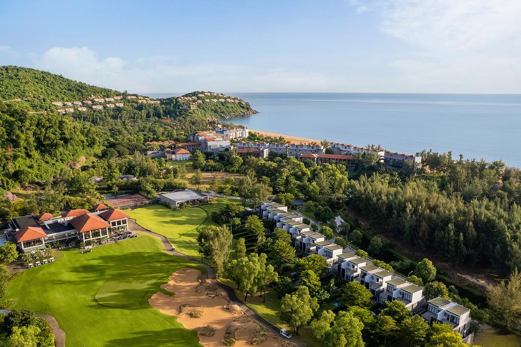 Banyan Tree Lăng Cô and 18-hole Golf Course