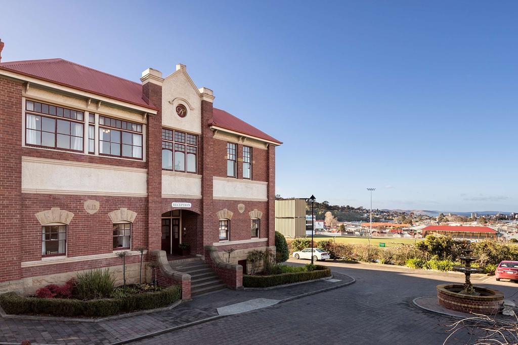 Heritage-listed Rydges Hobart with historic architecture and scenic views.