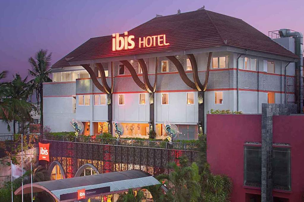 ibis Bali Kuta, property exterior